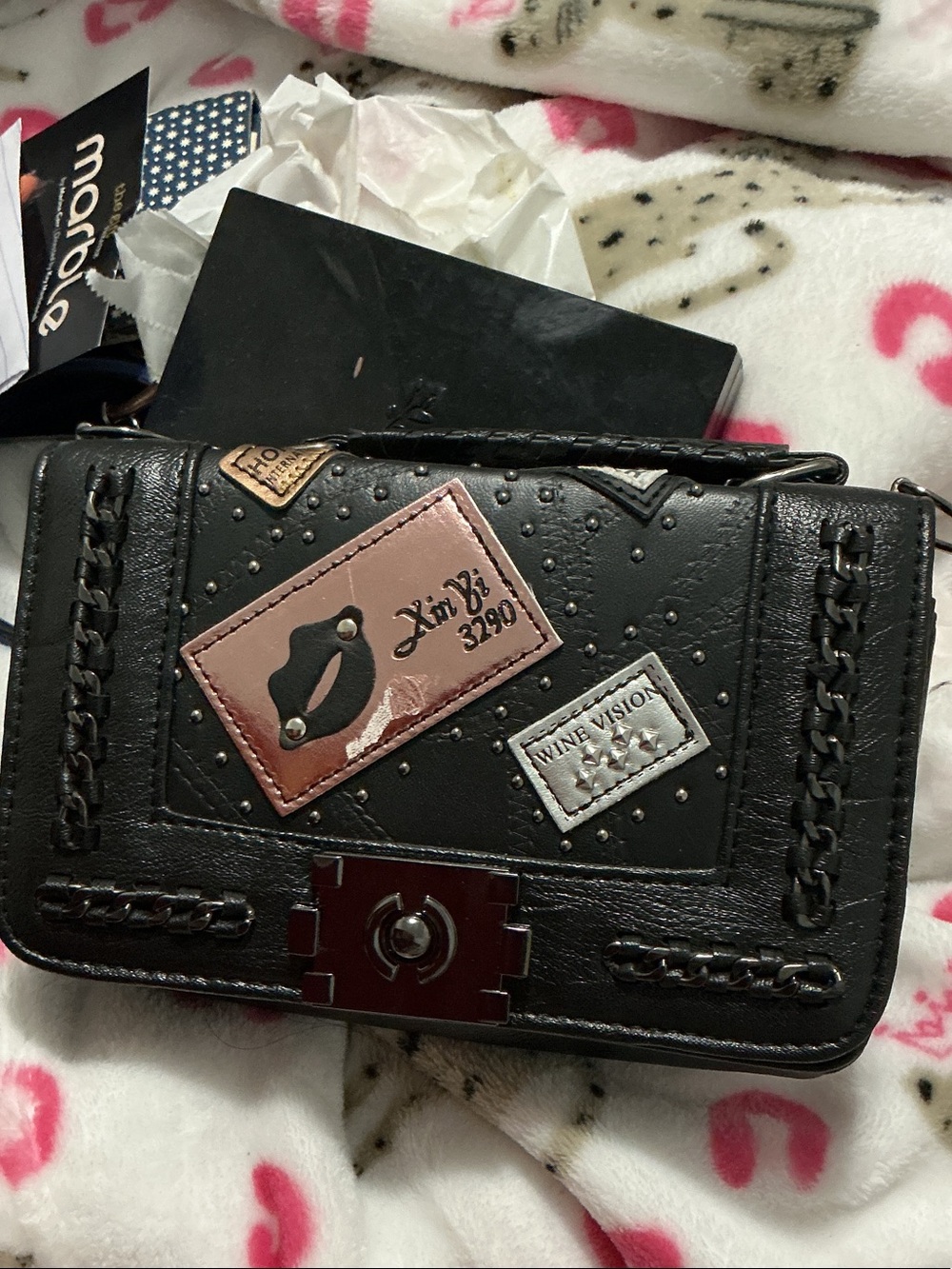 Black Women’s Chain Accent Crossbody Bag with Pink Patch
